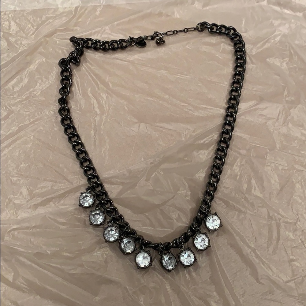 Chain necklace with silver crystals